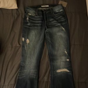 New with tags Joe’s Jeans! Honey Curvy Fit. Size 28. Perfect condition.